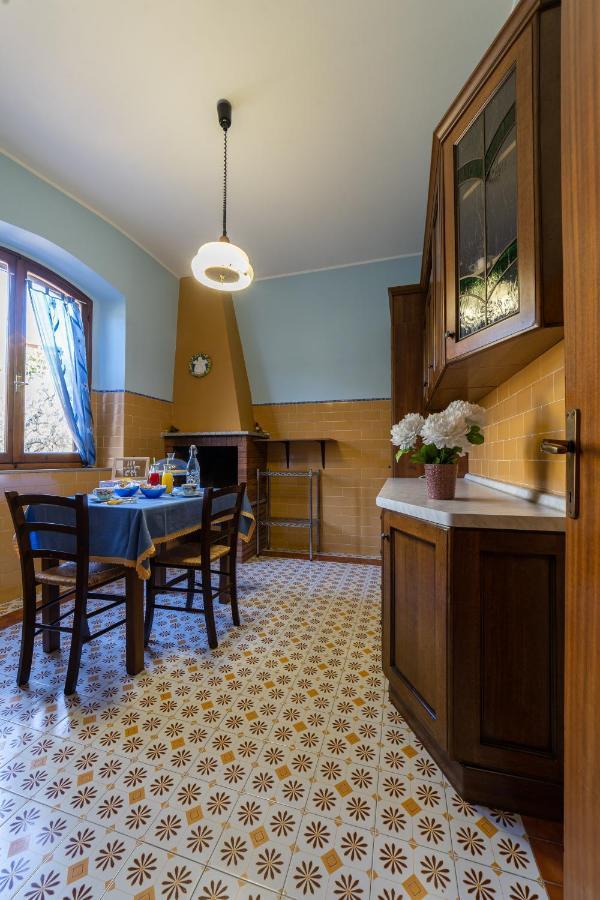 Montecchio Casa Clara别墅 外观 照片